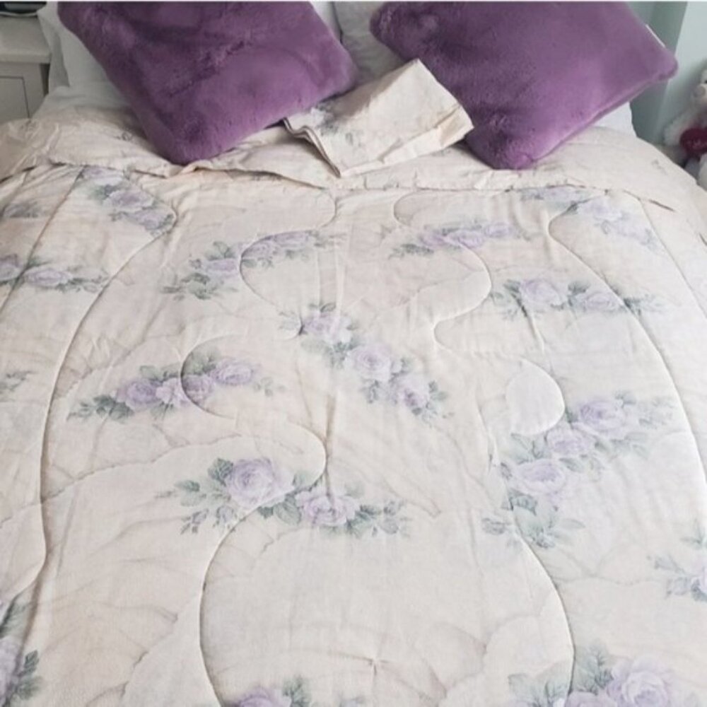 REVERSIBLE BEDDING TWIN- The BAY- Floral and Cream W large pillow case​